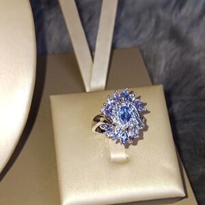 Stunning Designer JS 925 Sterling Silver Tanzanite Cluster Ring - Size 8
